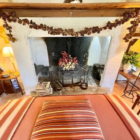 Villa Exclusive Leisure Pool - Italian Biological Gardens - Pool House - 11 Guests Spoleto